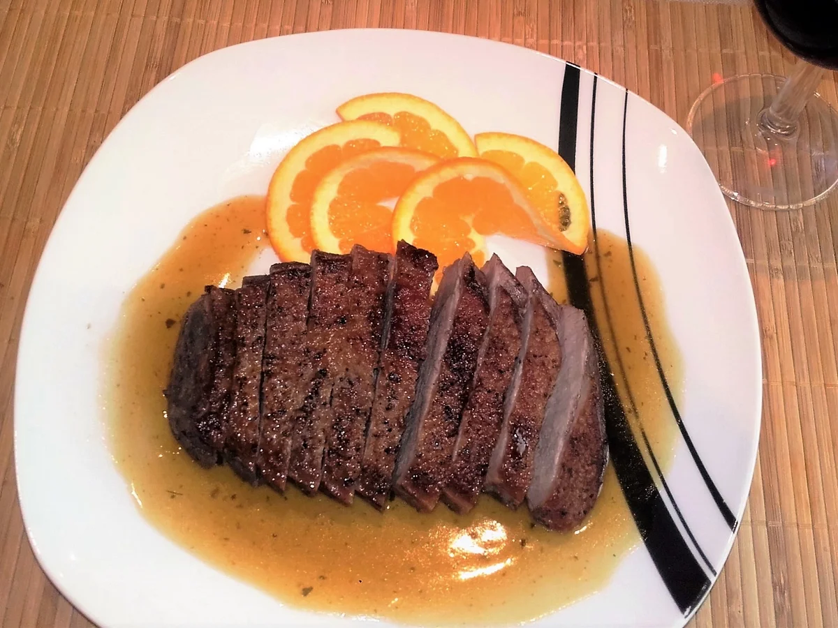 Barbarie Entenbrustfilet mit einer fruchtigen Orangensauce - Rezept - Bild Nr. 1880