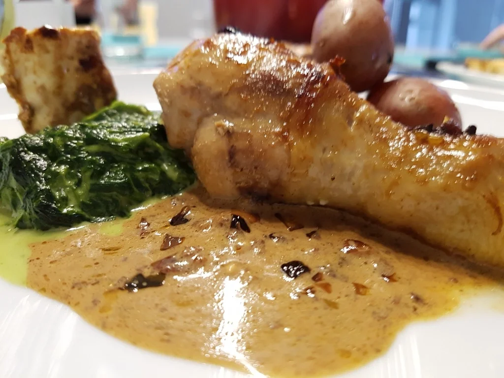 Hähnchenschenkel (geschmort)  à la Biggi - Rezept - Bild Nr. 2