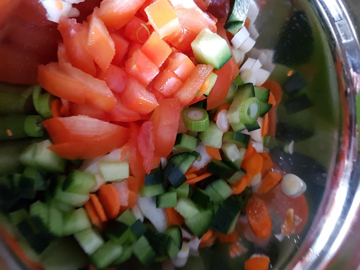 Kleiner Salat mit frischem Chicoree - Rezept - Bild Nr. 3