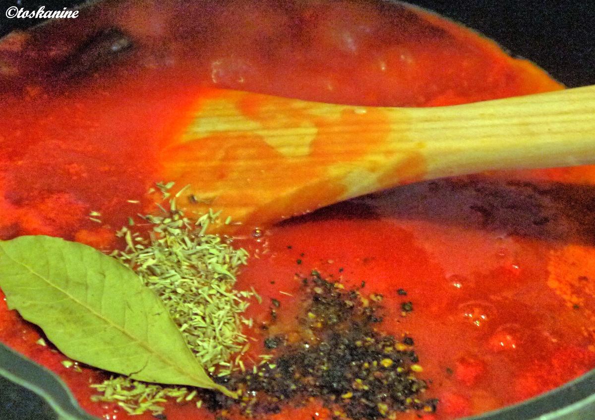 Pikante Polentaschnitten mit Tomatensauce - Rezept - Bild Nr. 10