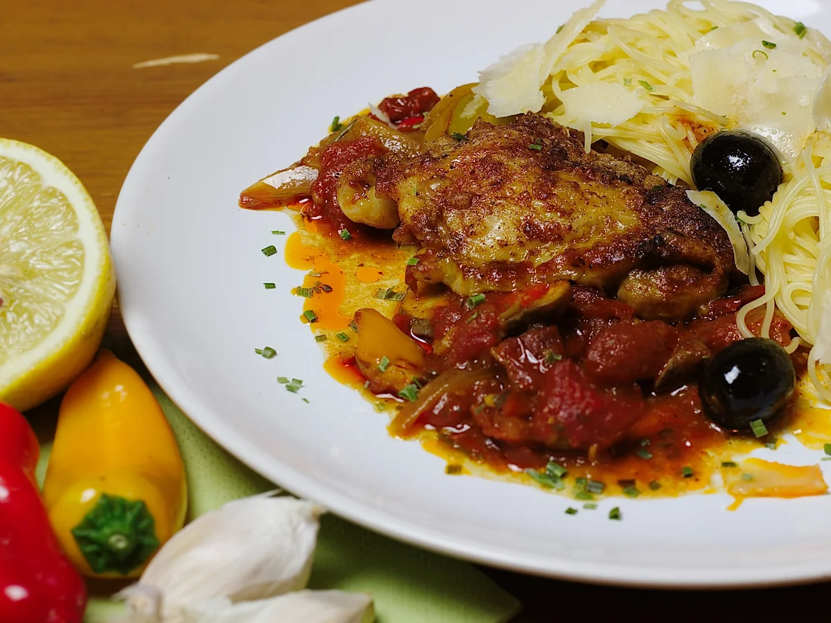 Rezept: Hähnchen nach toskanischer Art Bild Nr. 2 Hähnchen nach toskanischer Art - Rezept - Bild Nr. 2