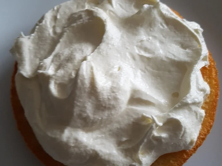 Eierkuchentorte ist ein Blitz Stapelkuchen mit Obst - Rezept - Bild Nr. 1909