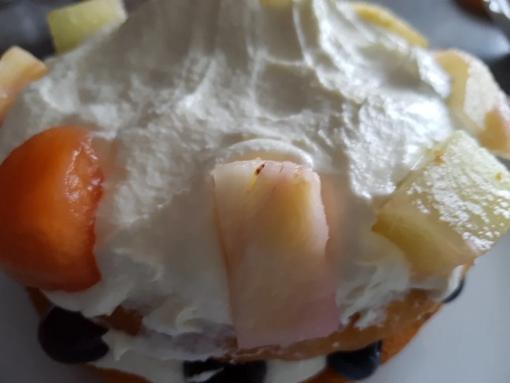 Eierkuchentorte ist ein Blitz Stapelkuchen mit Obst - Rezept - Bild Nr. 1914