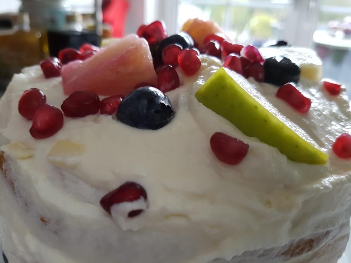 Eierkuchentorte ist ein Blitz Stapelkuchen mit Obst - Rezept - Bild Nr. 1916