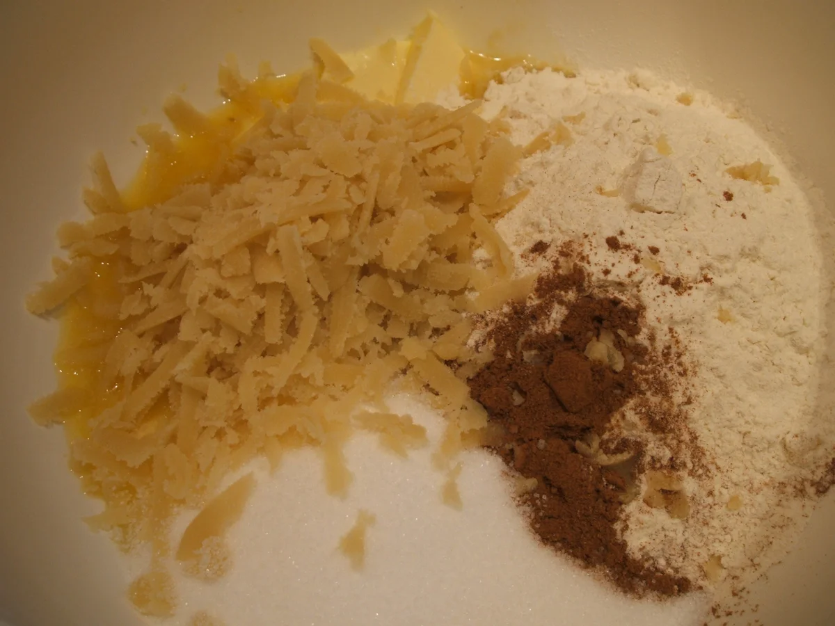 Backen: Marzipan-Streusel-Kuchen mit Apfel-Schmand-Füllung - Rezept - Bild Nr. 1931