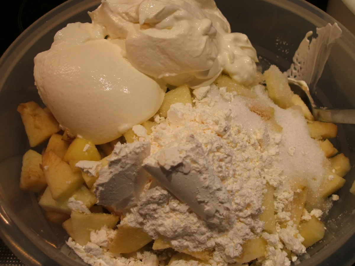 Backen: Marzipan-Streusel-Kuchen mit Apfel-Schmand-Füllung - Rezept - Bild Nr. 1933