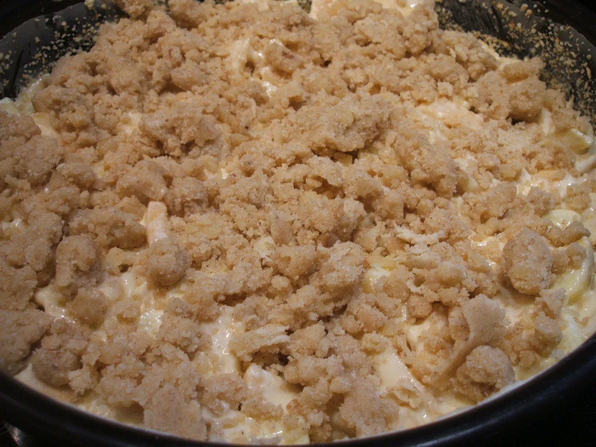 Backen: Marzipan-Streusel-Kuchen mit Apfel-Schmand-Füllung - Rezept - Bild Nr. 1935