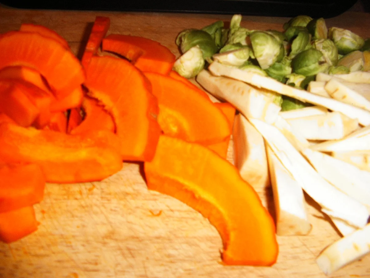 Rezept: Mais-Hähnchen auf Gemüse Bild Nr. 1937 Mais-Hähnchen auf Gemüse - Rezept - Bild Nr. 1937