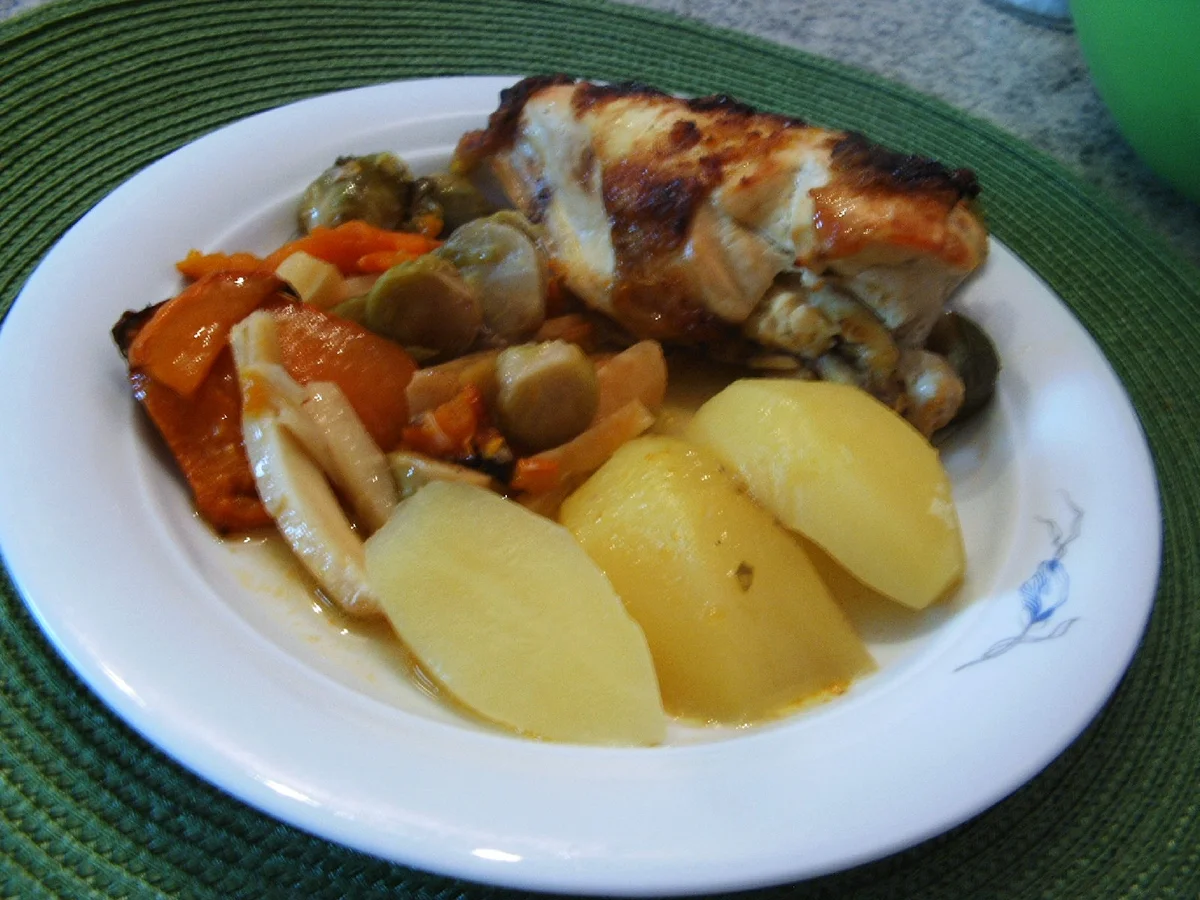 Rezept: Mais-Hähnchen auf Gemüse Bild Nr. 1940 Mais-Hähnchen auf Gemüse - Rezept - Bild Nr. 1940