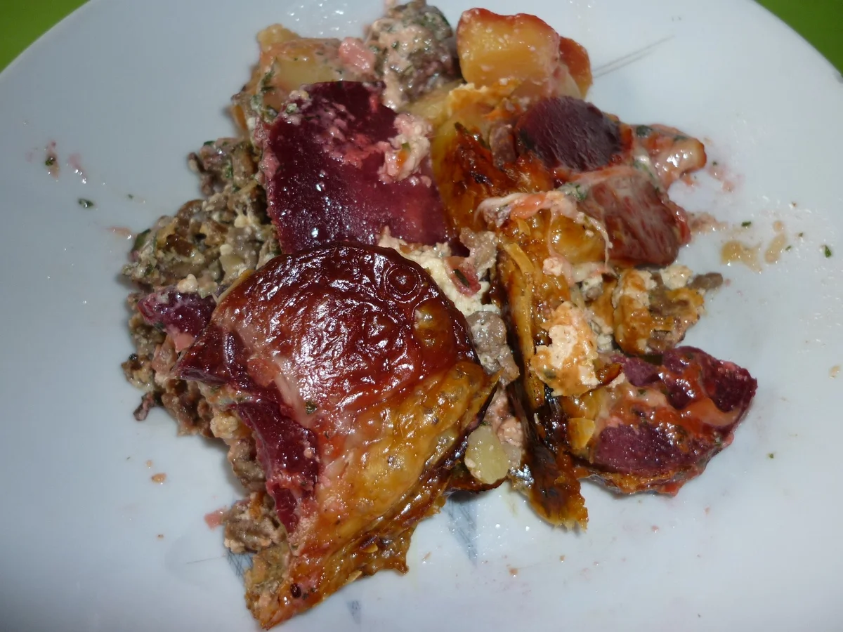 Rezept: Rote Bete-Kartoffel-Hack-Gratin Bild Nr. 1933 Rote Bete-Kartoffel-Hack-Gratin - Rezept - Bild Nr. 1933