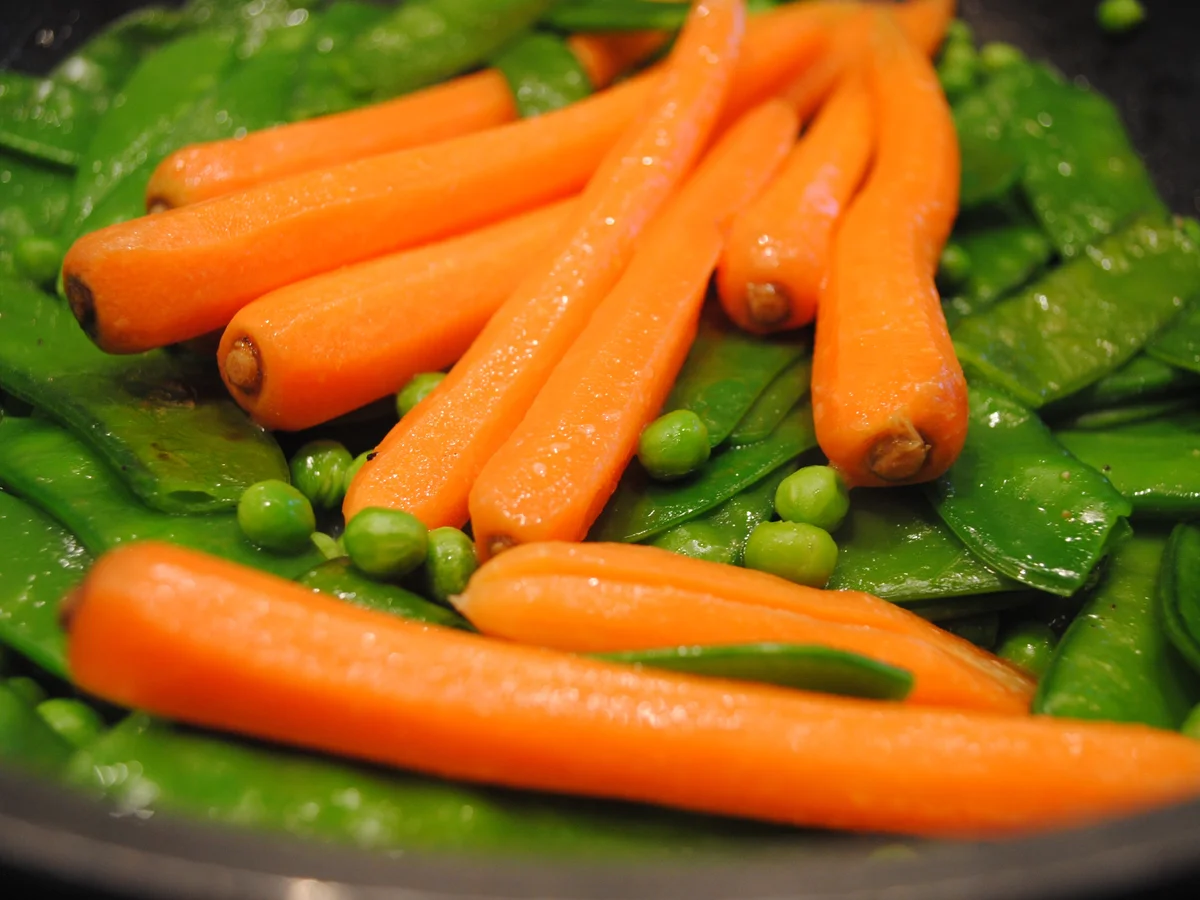 Rezept: Sous vide gegarter Schweinebauch vom Duke of Berkshire Bild Nr. 1946 Sous vide gegarter Schweinebauch vom Duke of Berkshire - Rezept - Bild Nr. 1946