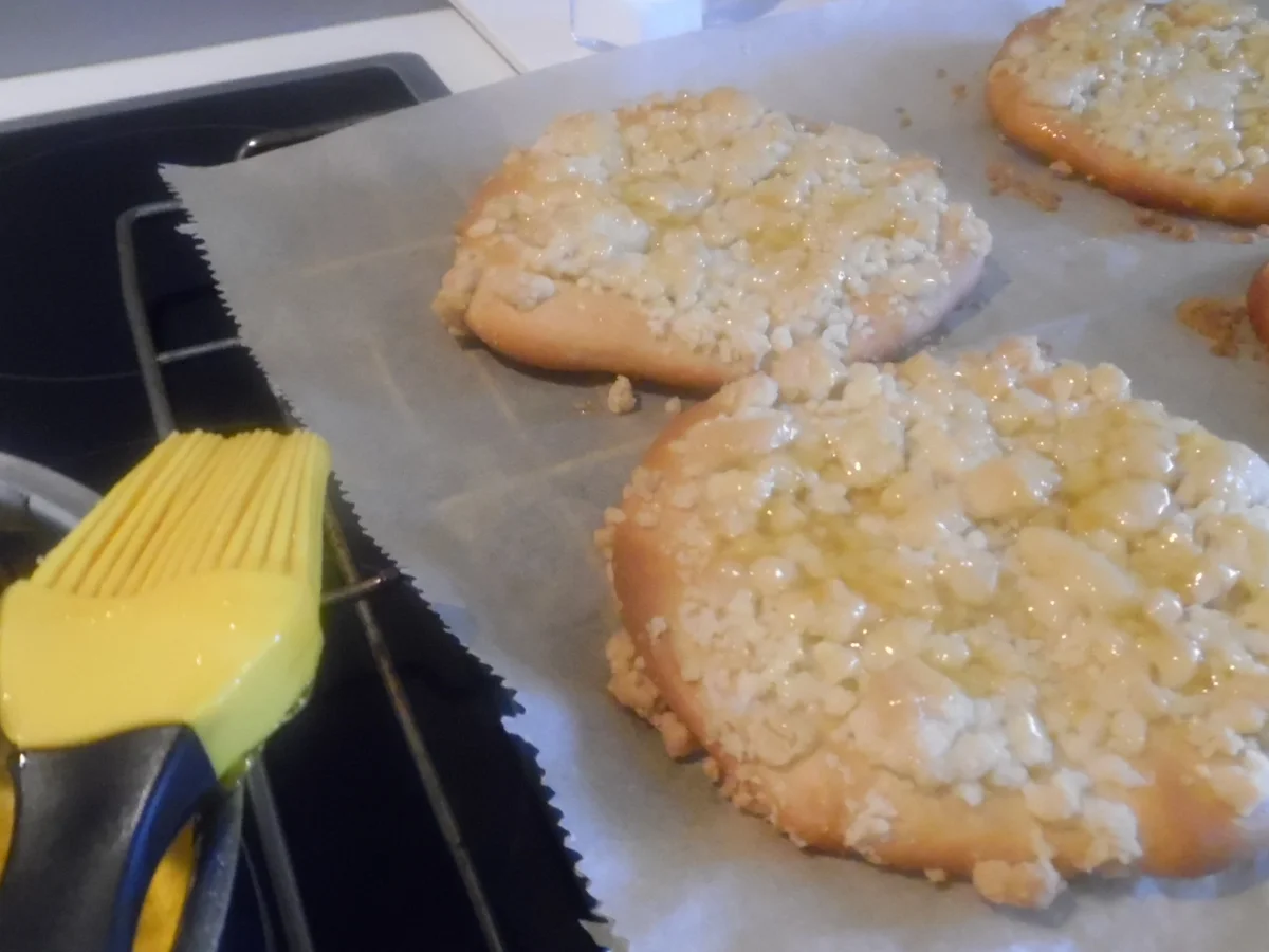 Rezept: Streusel-Schnecken mit und ohne Füllung Bild Nr. 1941 Streusel-Schnecken mit und ohne Füllung - Rezept - Bild Nr. 1941