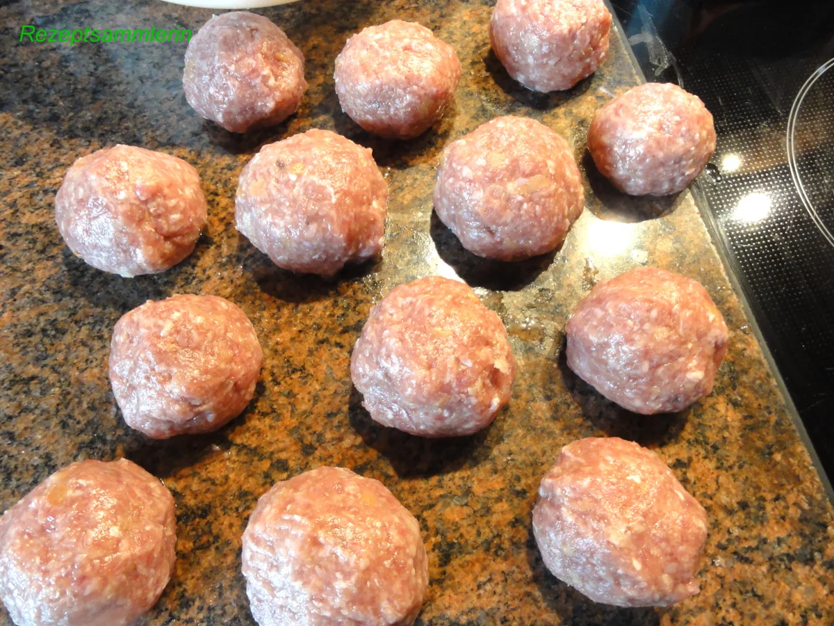 Rezept: Fleisch: KÖNIGSBERGER KLOPSE Bild Nr. 1947 Fleisch: KÖNIGSBERGER KLOPSE - Rezept - Bild Nr. 1947