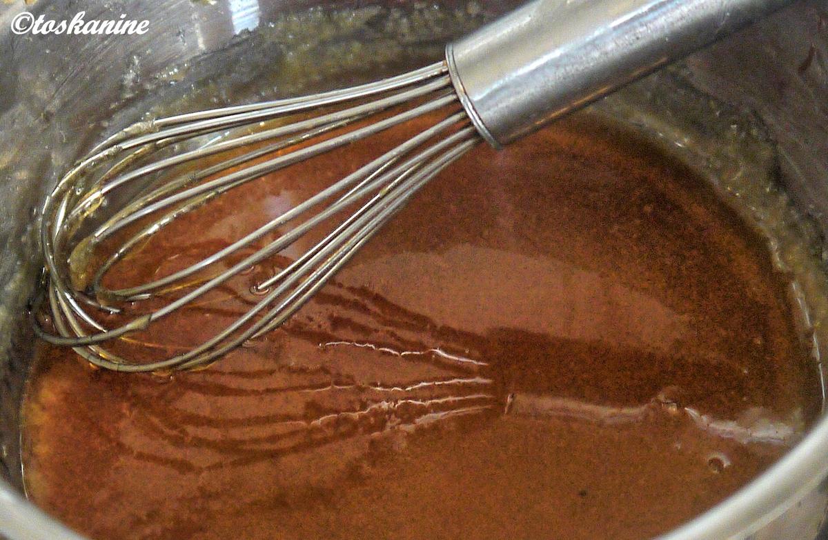 Preiselbeer-Pfannkuchen mit Rum-Karamell-Sauce - Rezept - Bild Nr. 4