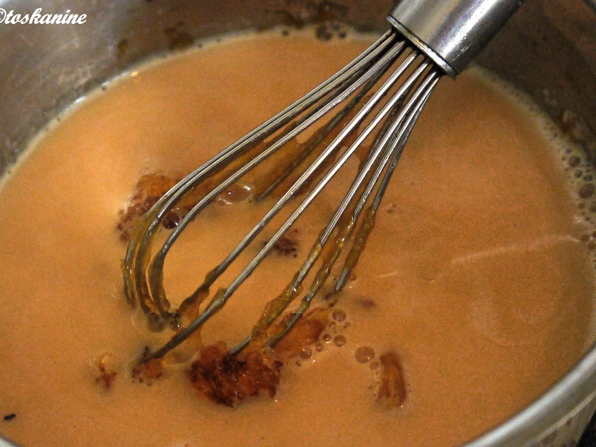 Preiselbeer-Pfannkuchen mit Rum-Karamell-Sauce - Rezept - Bild Nr. 5