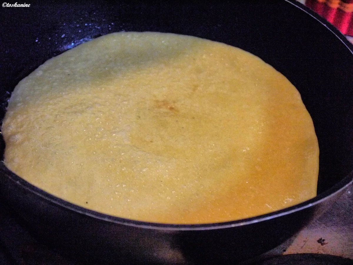 Preiselbeer-Pfannkuchen mit Rum-Karamell-Sauce - Rezept - Bild Nr. 6