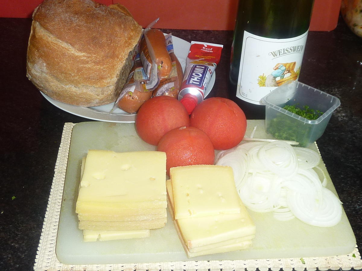 Toast mit Cervelat-Tomaten und Käse - Rezept - Bild Nr. 1961