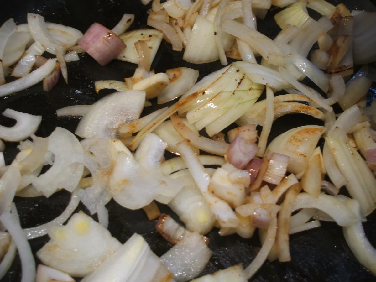 Wild: Wildschweingulasch aus dem Römertopf - Rezept - Bild Nr. 1963