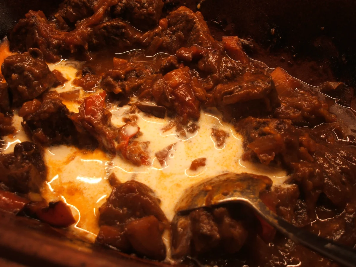 Wild: Wildschweingulasch aus dem Römertopf - Rezept - Bild Nr. 1966