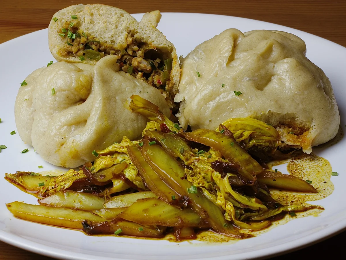 Baozi gefüllt mit Hähnchen & scharfem Chinakohl - Rezept - Bild Nr. 1988