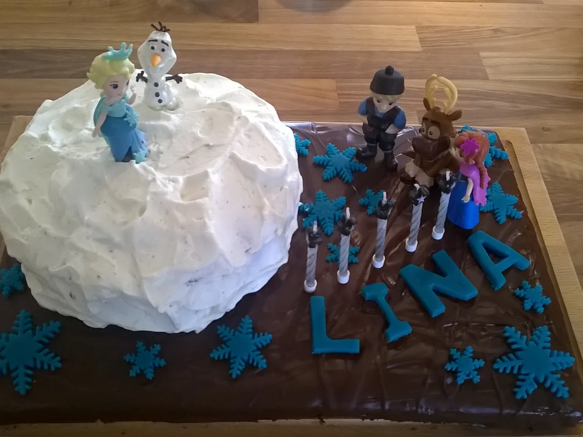 Rezept: Eiskönigin Elsa Frozen Torte Bild Nr. 1991 Eiskönigin Elsa Frozen Torte - Rezept - Bild Nr. 1991