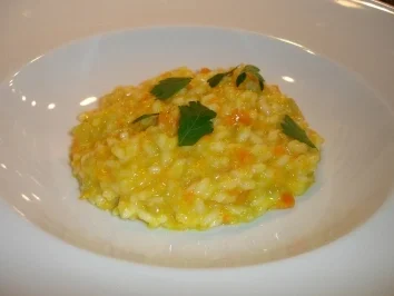 Rezept: Risotto mit Weißwein-Karotten Risotto mit Weißwein-Karotten - Rezept