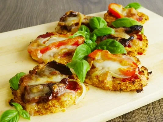 Rezept: Glutenfreie Blumenkohl-Pizza Bild Nr. 2 Glutenfreie Blumenkohl-Pizza - Rezept - Bild Nr. 2