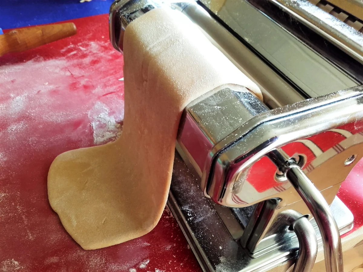 Selbstgemachter Nudelteig ... Variante Bandnudeln - Rezept - Bild Nr. 2036