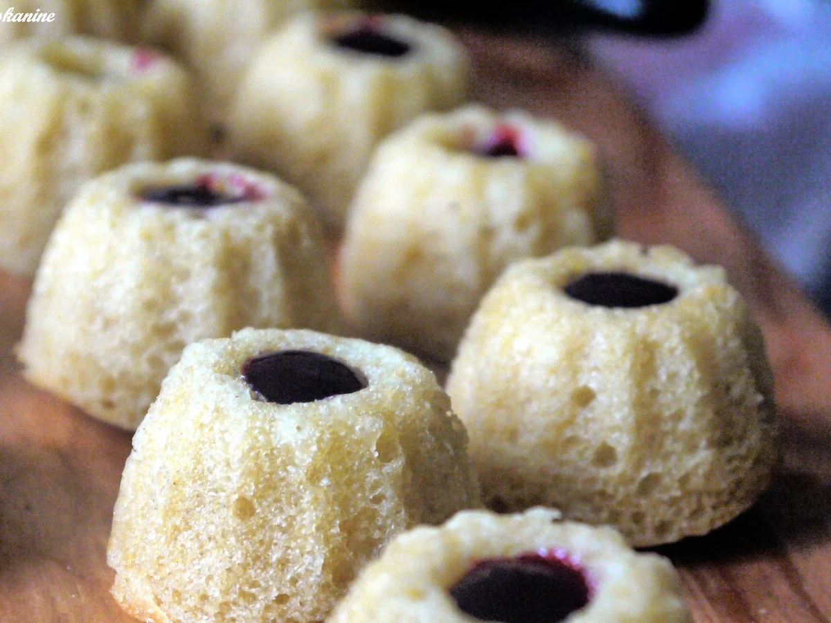 Rezept: Berliner Mini-Gugl Bild Nr. 7 Berliner Mini-Gugl - Rezept - Bild Nr. 7