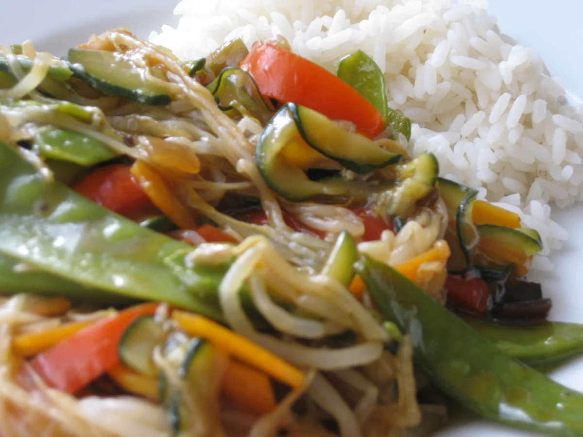 Rezept: Asiatische Gemüsepfanne Bild Nr. 2046 Asiatische Gemüsepfanne - Rezept - Bild Nr. 2046