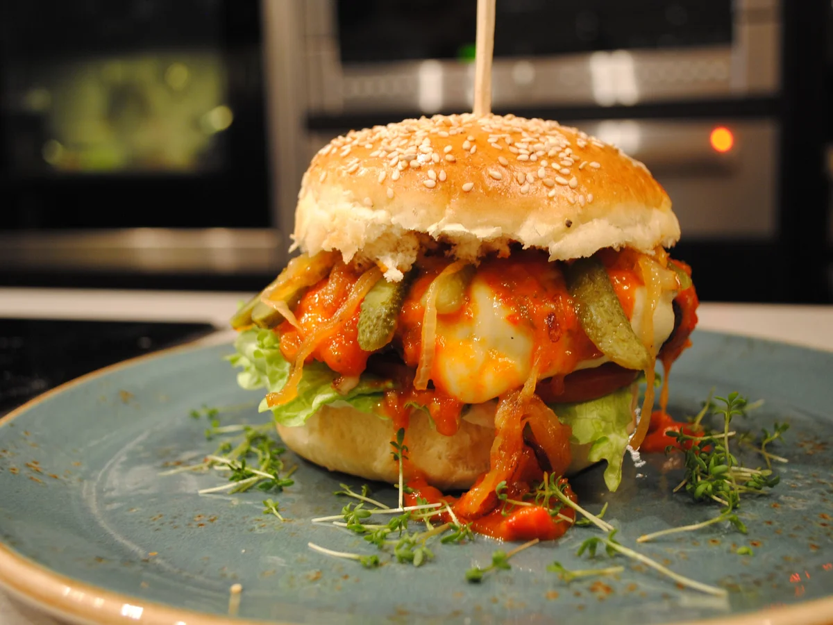 Rezept: Giant-Brioche-Burger Bild Nr. 2053 Giant-Brioche-Burger - Rezept - Bild Nr. 2053