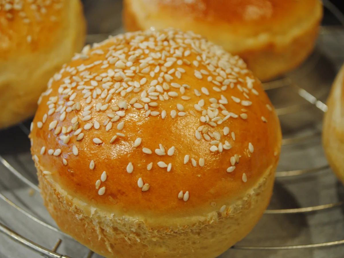 Rezept: Giant-Brioche-Burger Bild Nr. 2060 Giant-Brioche-Burger - Rezept - Bild Nr. 2060