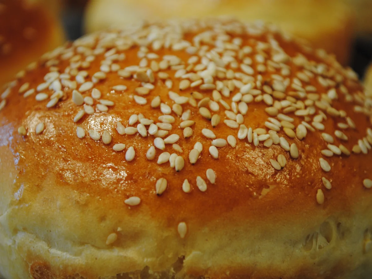 Rezept: Giant-Brioche-Burger Bild Nr. 2061 Giant-Brioche-Burger - Rezept - Bild Nr. 2061