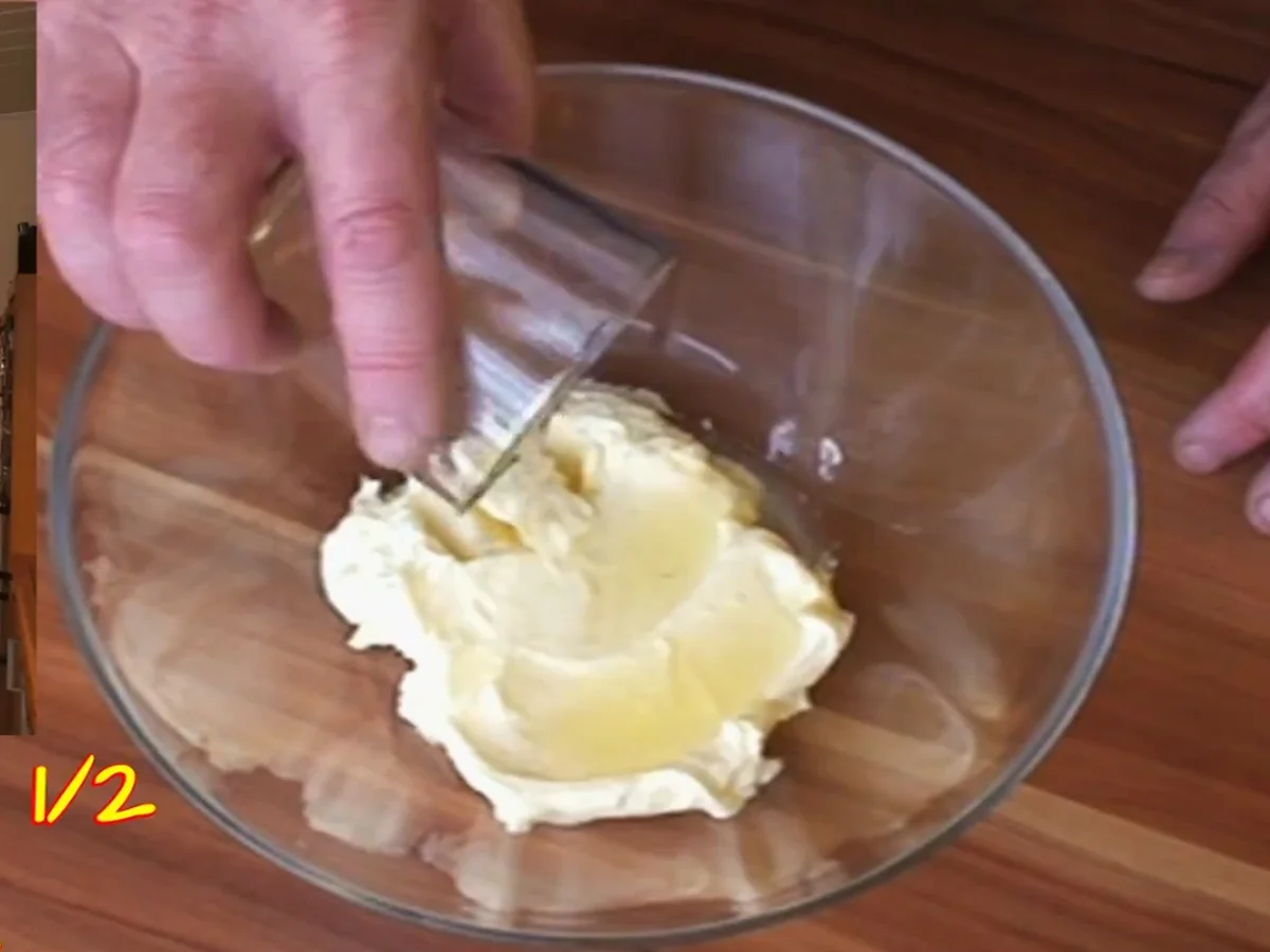 Rezept: Mazu12, Zitronenkekse mit Zitronen-Buttercreme Füllung. Bild Nr. 2063 Mazu12, Zitronenkekse mit Zitronen-Buttercreme Füllung. - Rezept - Bild Nr. 2063