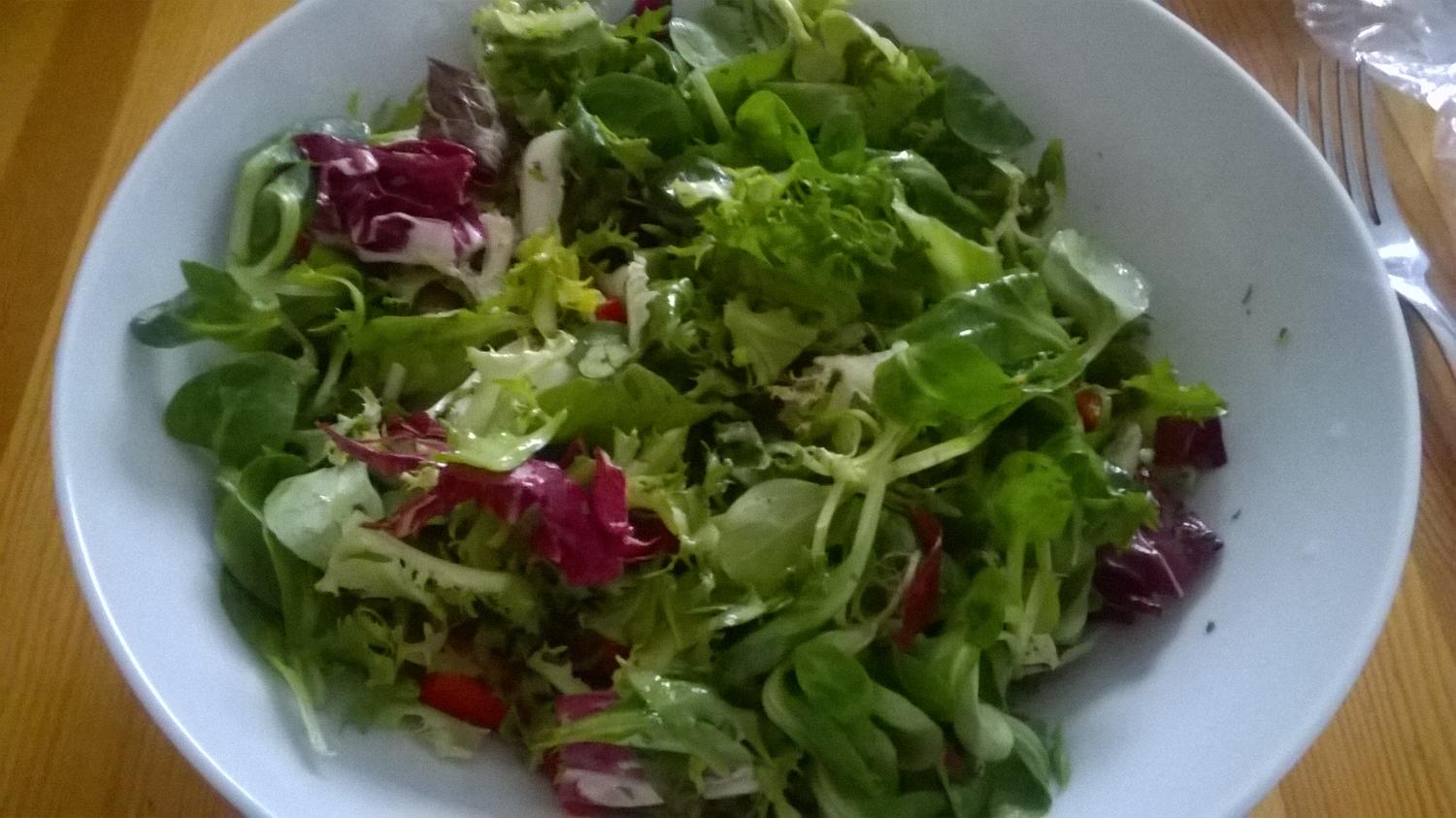 Grüner Salat (vegan) - Rezept mit Bild - kochbar.de