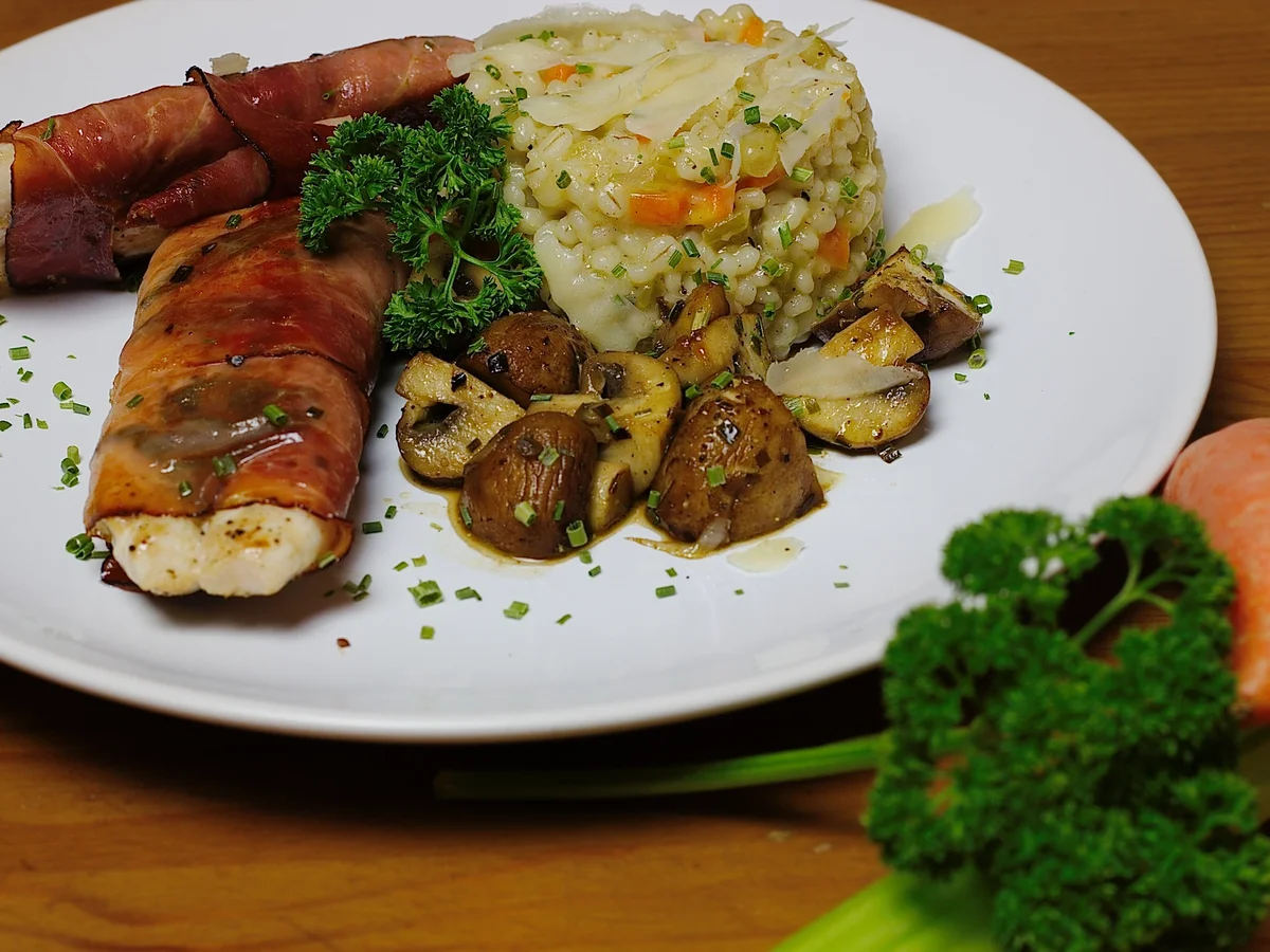 Hähnchen-Saltim bocca mit Graupenrisotto - Rezept - Bild Nr. 2065