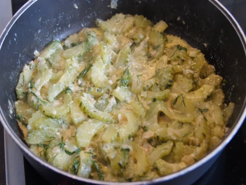 Wildlachsfilet auf geschmorter Gurke - Rezept - Bild Nr. 2076