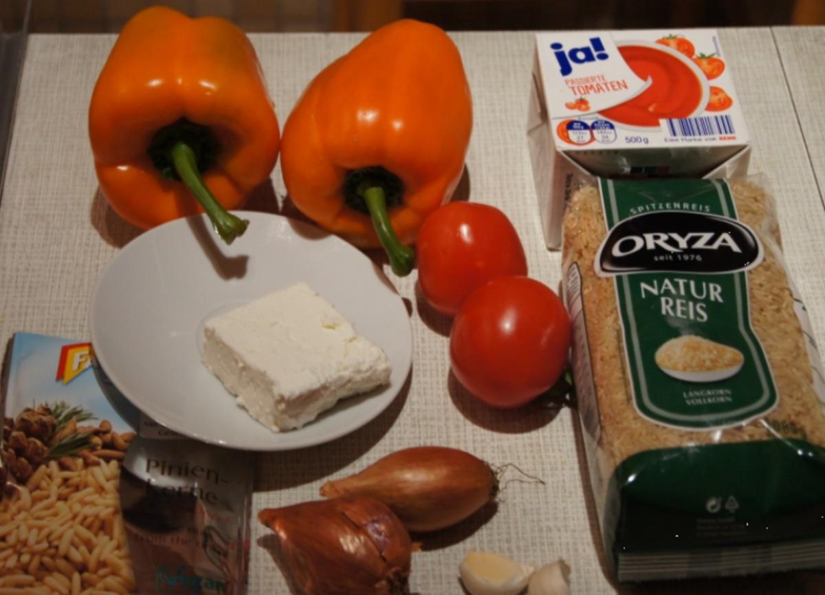 Gefüllte Paprika mit Schafskäse und Reis mit Gemüse - Rezept - Bild Nr. 2093