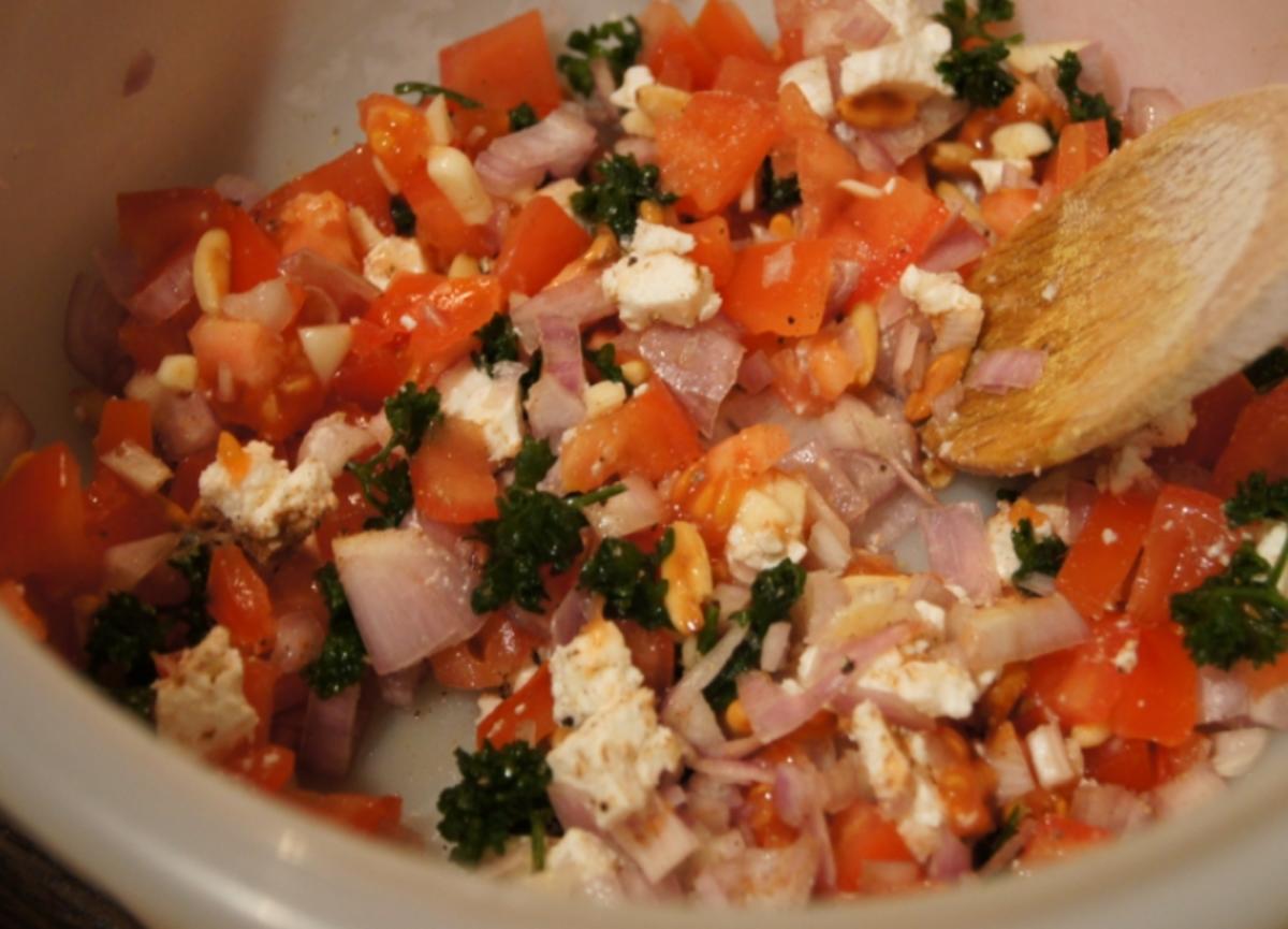 Gefüllte Paprika mit Schafskäse und Reis mit Gemüse - Rezept - Bild Nr. 2099