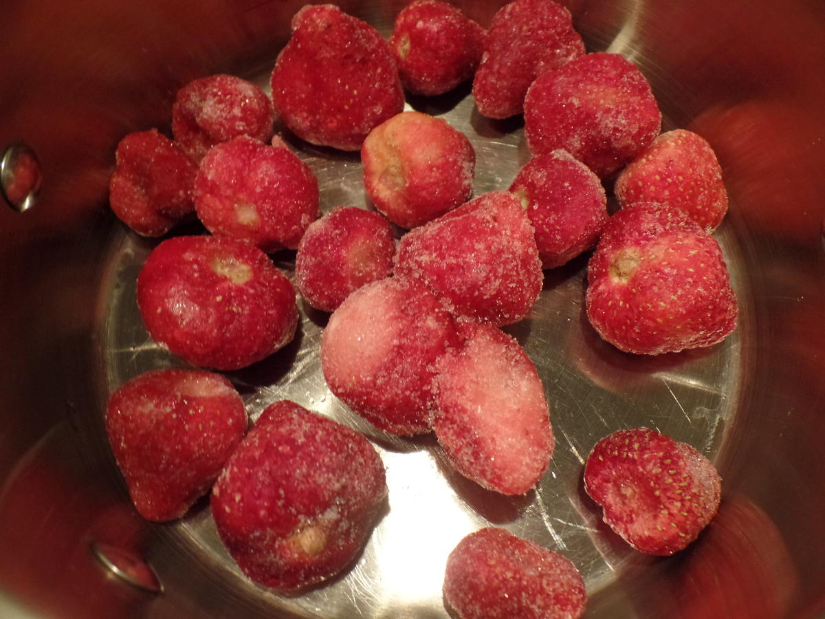 Mini-Muffins mit Erdbeersoße - Rezept - Bild Nr. 2092