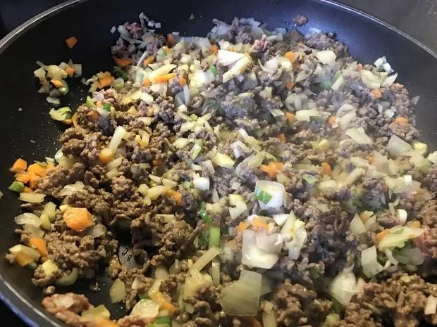 Rezept: Wan Tan Teig und Füllung Bild Nr. 2090 Wan Tan Teig und Füllung - Rezept - Bild Nr. 2090