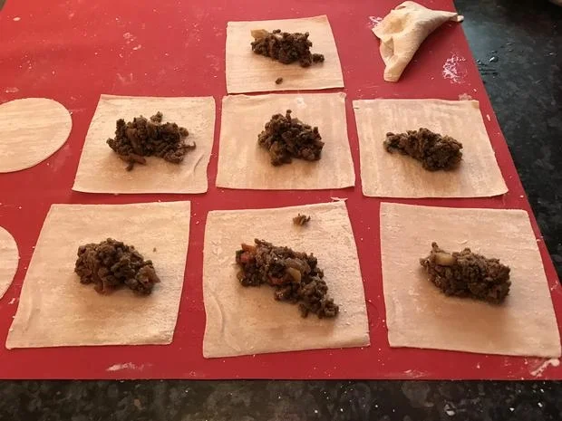 Rezept: Wan Tan Teig und Füllung Bild Nr. 2095 Wan Tan Teig und Füllung - Rezept - Bild Nr. 2095