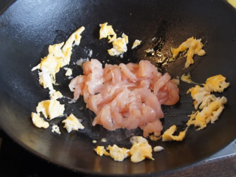 Rezept: Bami Goreng mit Hähnchenbrustfilet Bild Nr. 2095 Bami Goreng mit Hähnchenbrustfilet - Rezept - Bild Nr. 2095