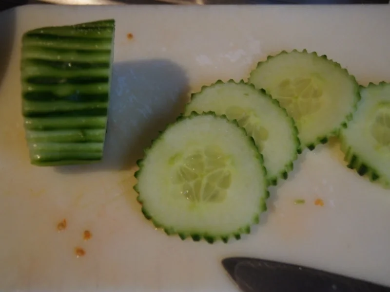 Gemischter Salat mit Soja-Essig-Dressing und Party Garnelen - Rezept - Bild Nr. 2101