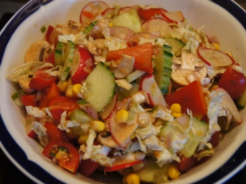 Gemischter Salat mit Soja-Essig-Dressing und Party Garnelen - Rezept - Bild Nr. 2110