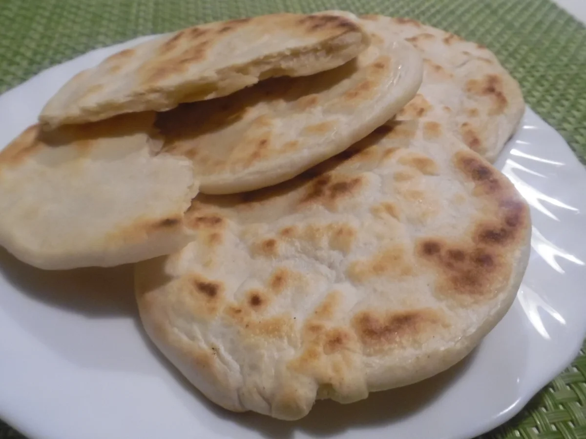 Rezept: Pfannen-Fladenbrot Bild Nr. 2 Pfannen-Fladenbrot - Rezept - Bild Nr. 2