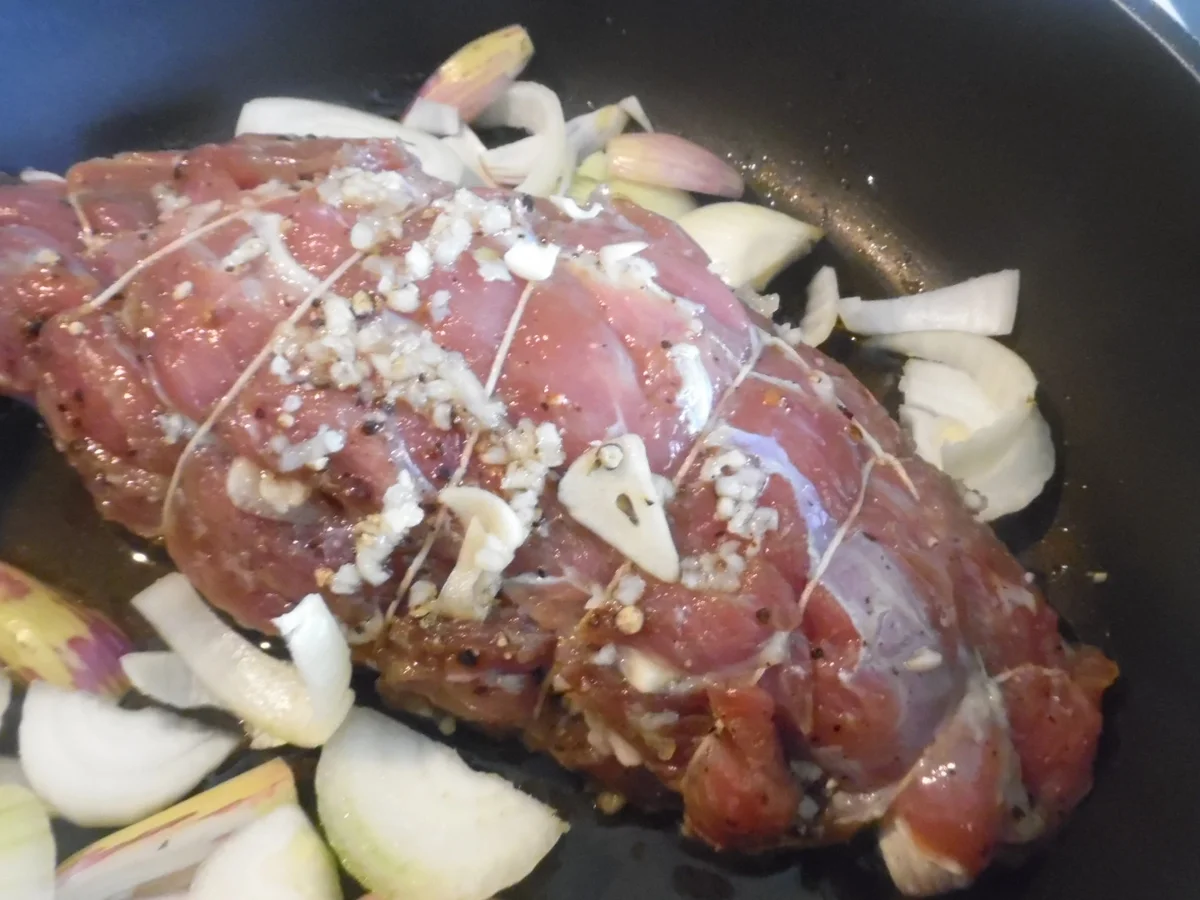 Lammkeule in Honig-Knoblauchsoße mit Paprika-Gemüse - Rezept - Bild Nr. 2125