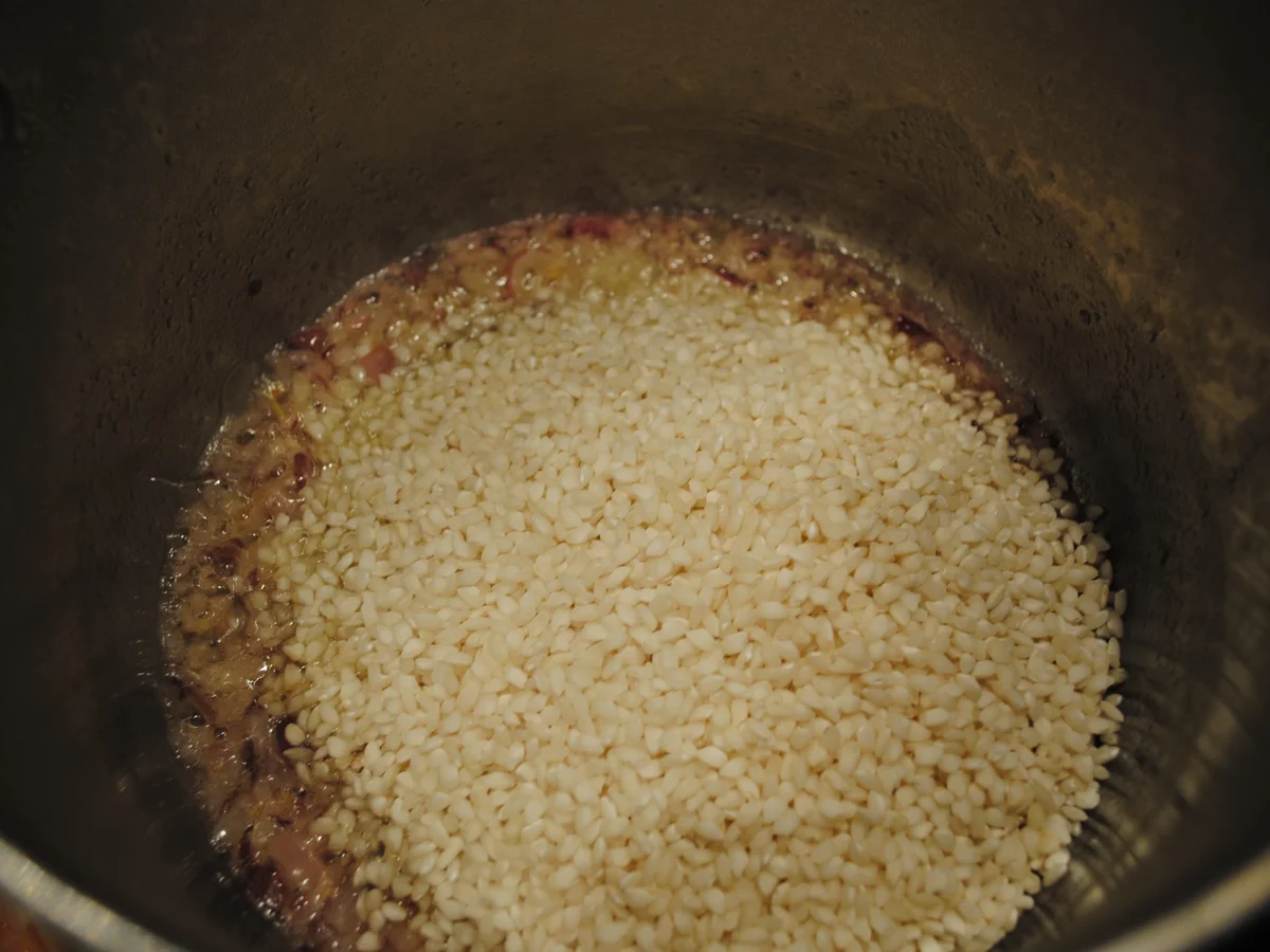 Perlhuhnroulade und lila Risotto - Rezept - Bild Nr. 2126