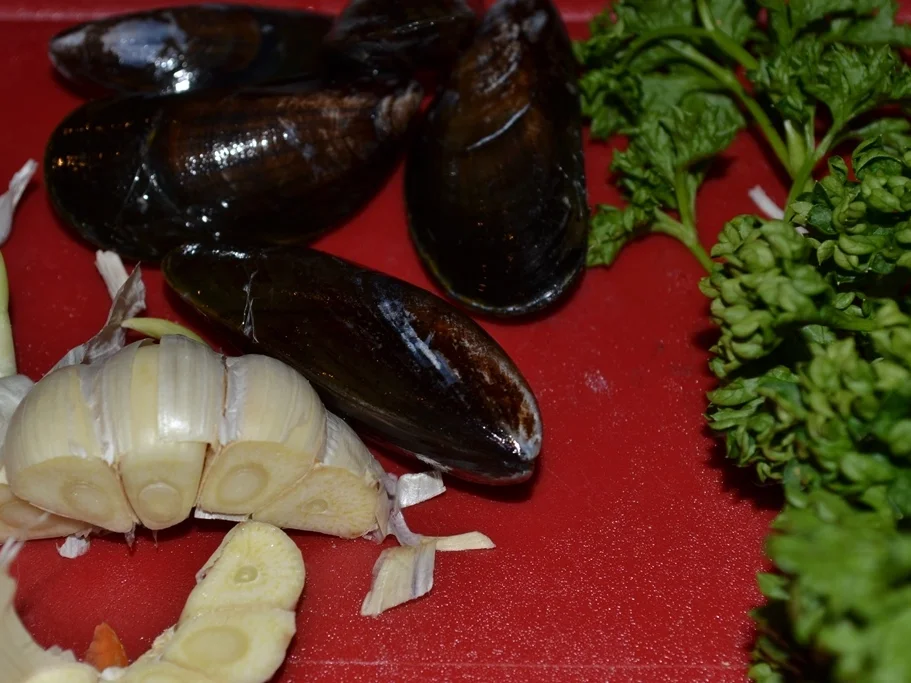 Miesmuscheln heute mal anders eben à la Biggi - Rezept - Bild Nr. 2