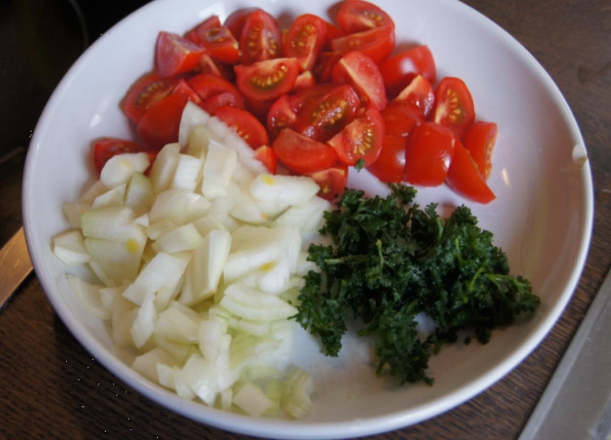 Gebackene Paprikaschote mit Gemüse und Ei - Rezept - Bild Nr. 2158
